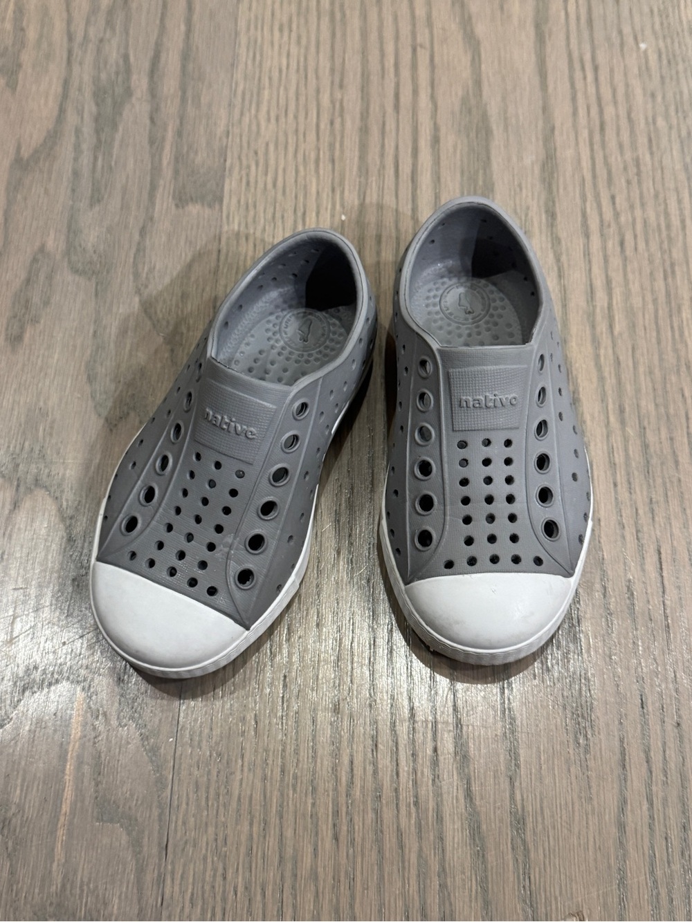 Native Kids Slip-On Water Shoes in Gray with White Toe
